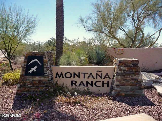 4 bed, 3.5 bath, 3964 sqft, $6,950 — Photo 2