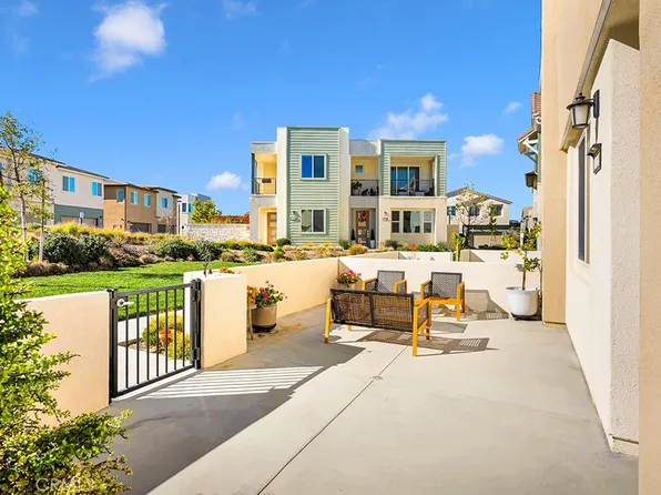 27238 Red Willow Ct, Valencia, CA 91381