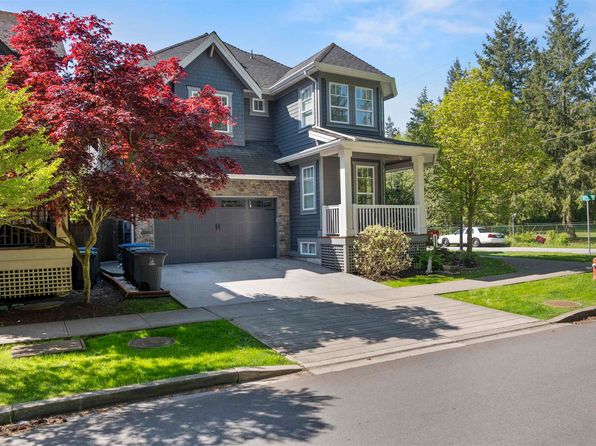 17106 3a Ave, Surrey, BC V3Z 2X7