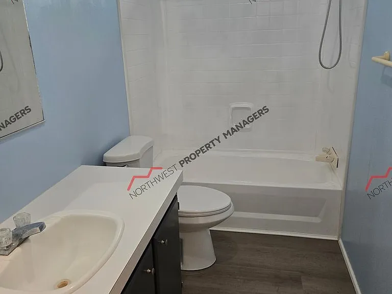 18415 Ivan St SW — Photo 17