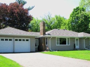 11317 Sunset Trl, Minneapolis, MN 55441