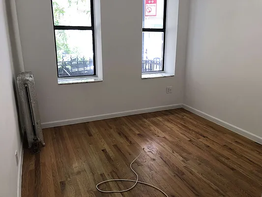 Rented by GreenVill Real Estate LLC | media 27