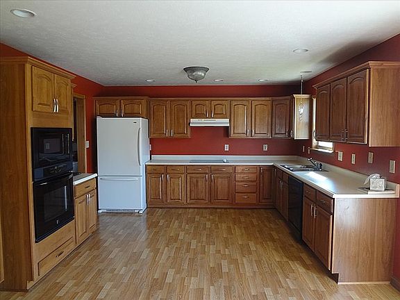 5th image of 4842 N Country Mill Dr