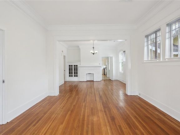 4th image of 2526 Jefferson Ave