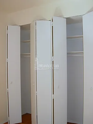 Rented by Manhattan Connection | media 20