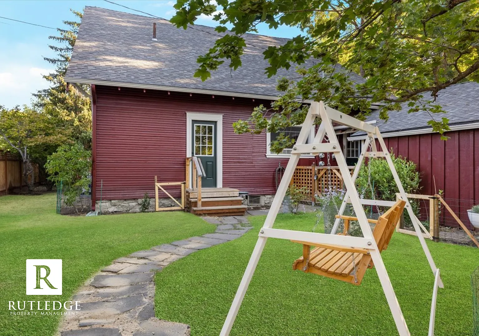 Charming Vintage 2 Bed / 1 Bath with Private Fenced Backyard ($500 OFF) — Photo 3