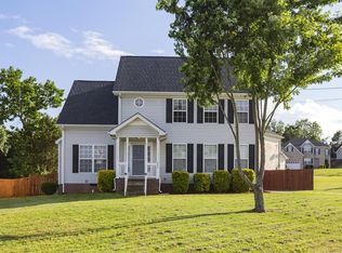 237 Briarcotes Cir, La Vergne, TN 37086