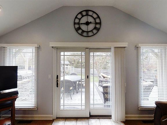 5th image of 4741 Sudbury Dr