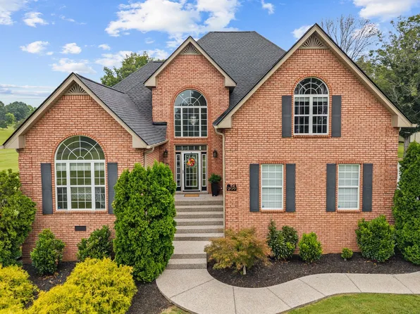 299 Karlee Dr, Lebanon, TN 37087