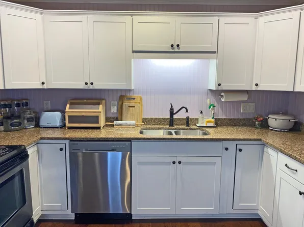 5500 Fortunes Ridge Dr, Durham, NC