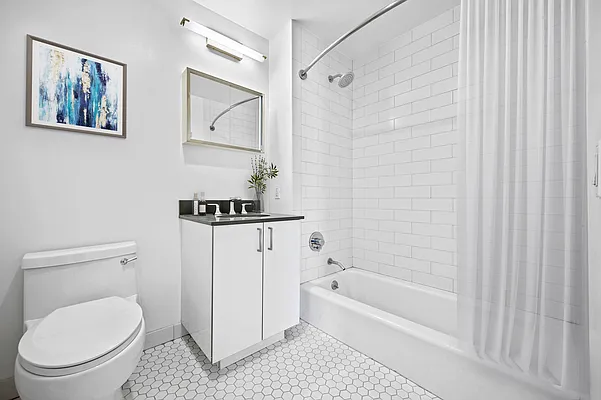 Rented by Nest Seekers International | media 17