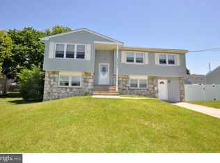 1305 Noreen Dr, Burlington, NJ 08016