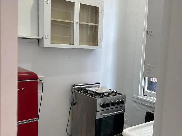 703 Cathedral St #2F — Photo 6