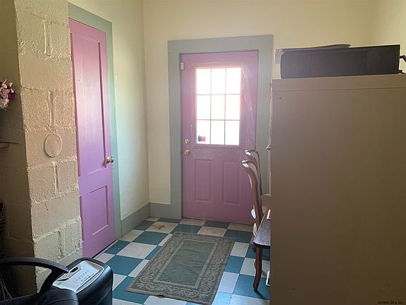 5th image of 78 W Main St