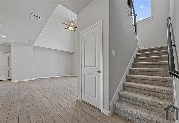 5th image of 16925 Sophora Ave