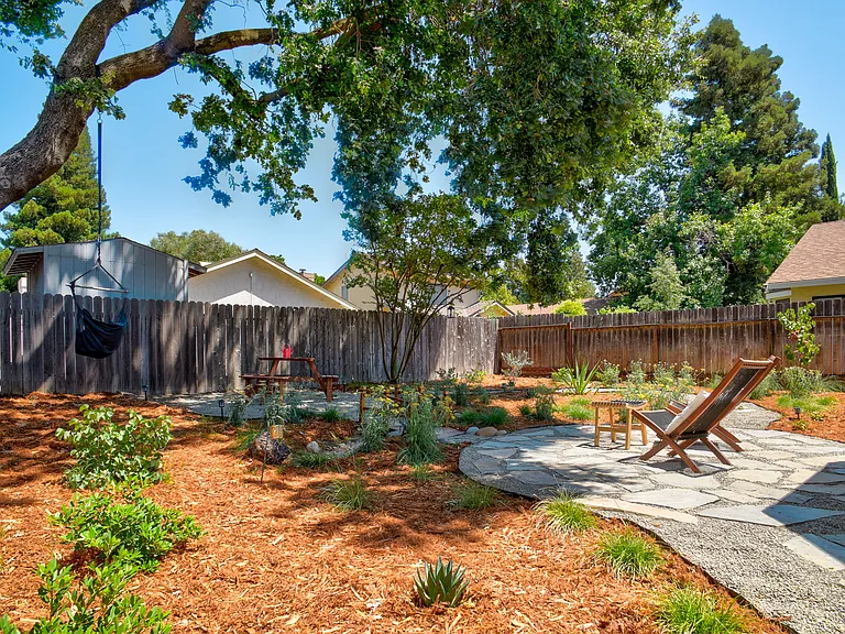 489 Cool Wind Way — Photo 26