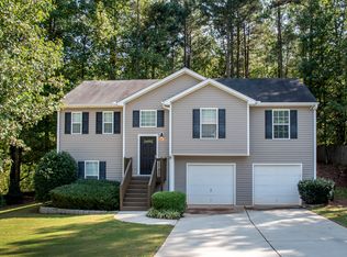 55 Navajo Trl, Auburn, GA 30011