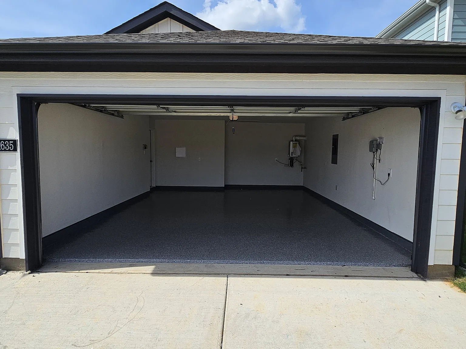 3 bed, 1335 sqft, $1,950 — Photo 4