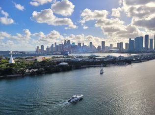 1000 Venetian Way, Miami, FL 33139