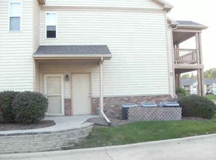 3706 Thornhill Dr, Champaign, IL 61822