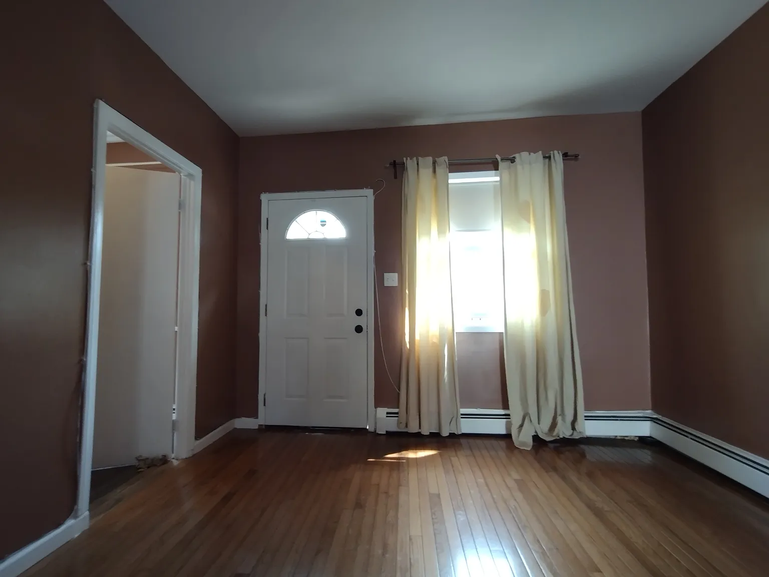 2 bed, 589 sqft, $2,680 — Photo 3