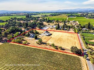 1623 Abramson Road, Santa Rosa, CA 95401