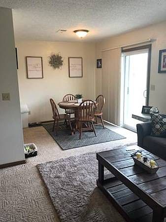 dining room (patio doors face west)