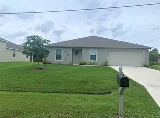 2033 SW Leafy Rd, Port Saint Lucie, FL 34953