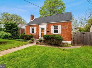 35 S 12th St, Quakertown, PA 18951
