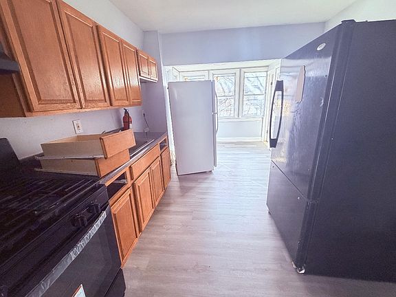 2nd image of 43 Hillman St #3A