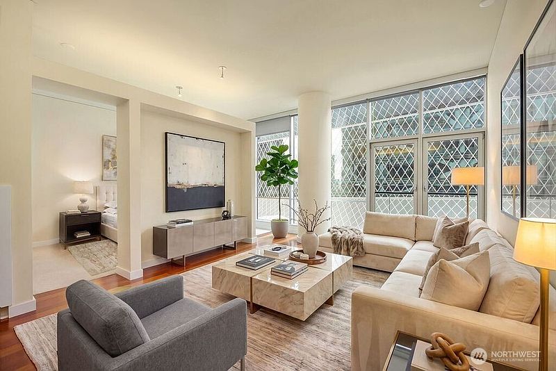 2nd image of 909 5th Avenue #502