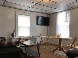 83 14th St #2, Troy, NY 12180