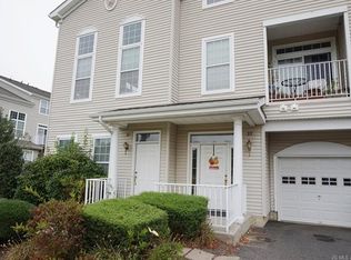 33 Farrah Dr, Stafford Twp, NJ 08050