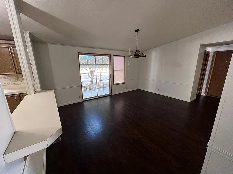 22195 Vallotton Ln — Photo 34