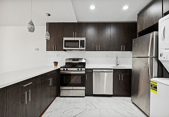 4th image of 581 5th Ave APT 2A