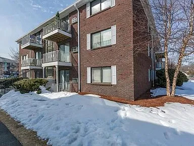 272 E Haverhill St Lawrence MA | Zillow