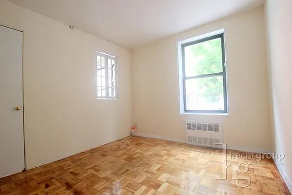 Rented by Hecht Group | media 27