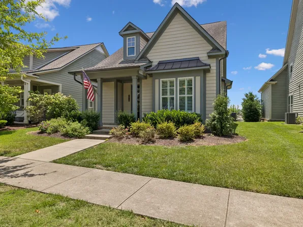 2816 Americus Dr, Thompsons Station, TN 37179