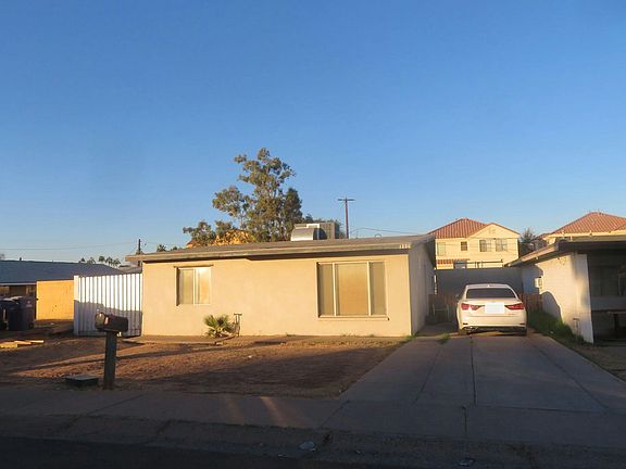 2nd image of 1436 S Stanley Pl
