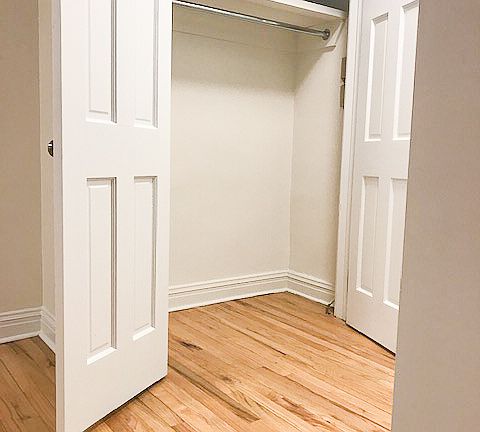 3rd image of 107 E 63rd St APT 1b