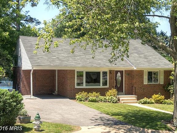 2nd image of 9226 E Parkhill Dr