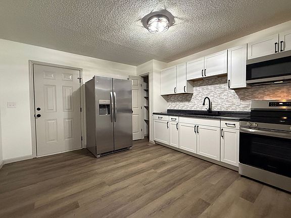 5th image of 1541 Southside Rd #4