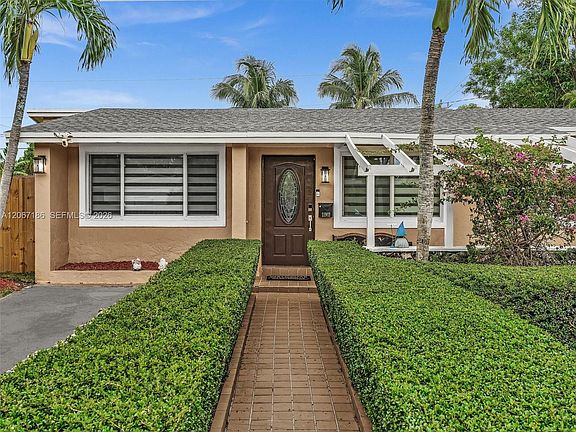 3rd image of 11911 SW 168th Ter