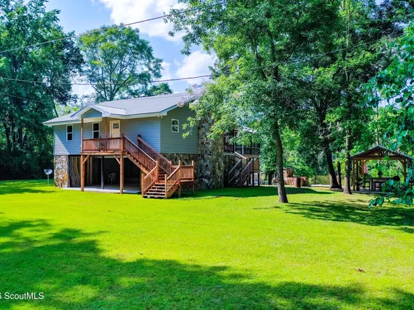 507 Half Moon Lake Rd, Baxley, GA 31513