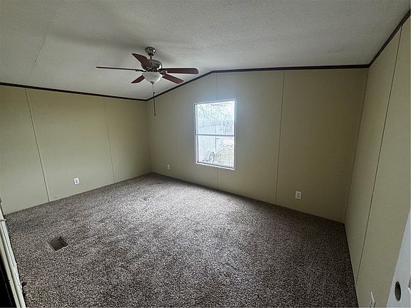 2nd image of 2880 Highway 59 W