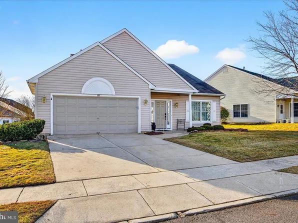 89 Horseshoe Ln S, Columbus, NJ 08022