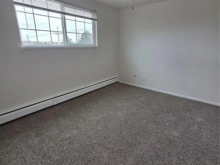 197 E Powers Ave #11 — Photo 4