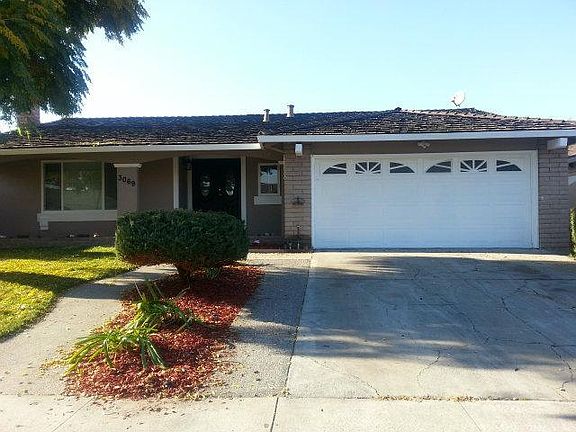 4th image of 3069 Chippenham Dr