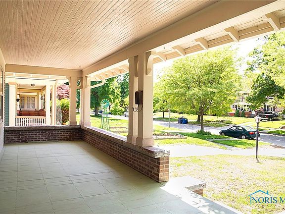 5th image of 2636 Scottwood Ave