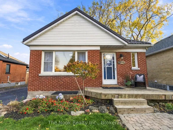 343 Bruce St, Oshawa, ON L1H 1R6